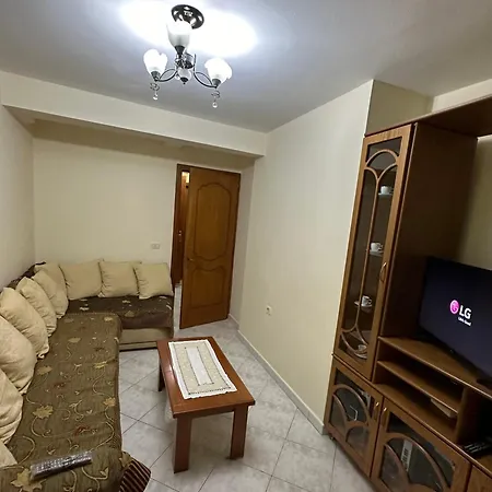 Saranda Central Apartment